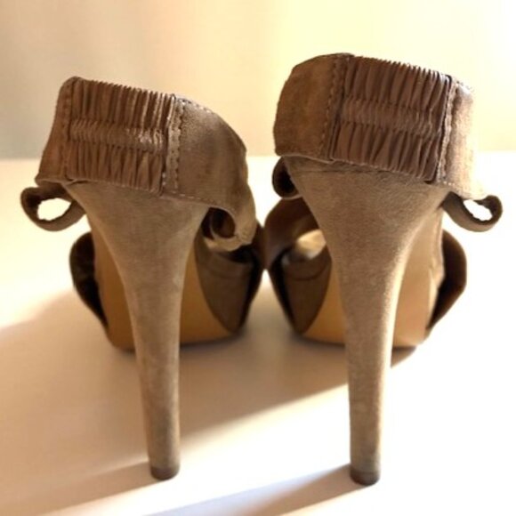 DvF Zia Camel Suede Platform Criss Cross Sandal | 4.5" Heel; 3” Pitch| Sz 8.5 - Picture 8 of 16